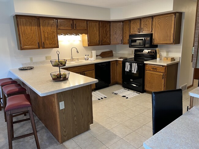 Photo - 720 N 16th Ave