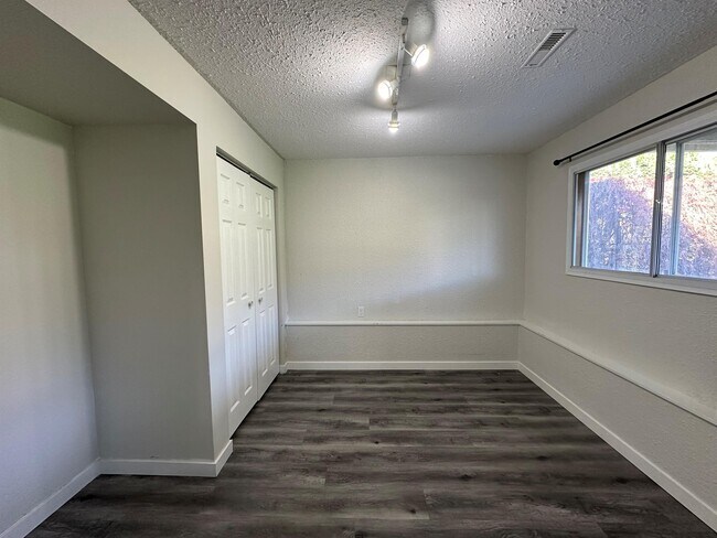 8446 Hilton Dr