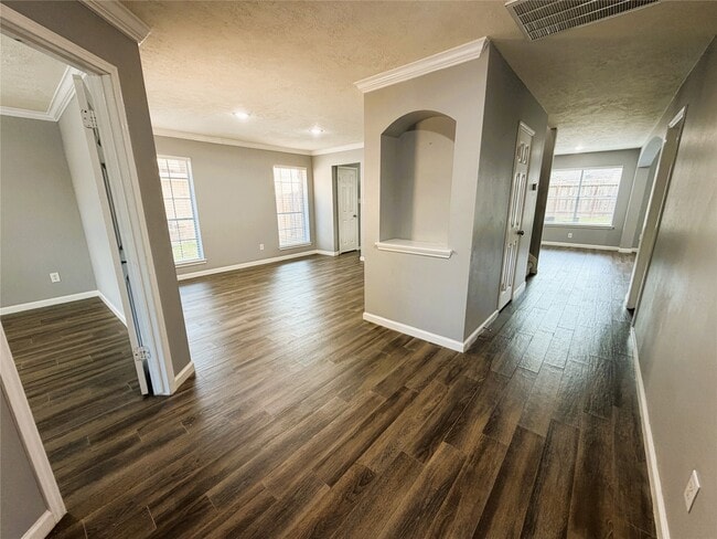 7231 Brockington Dr