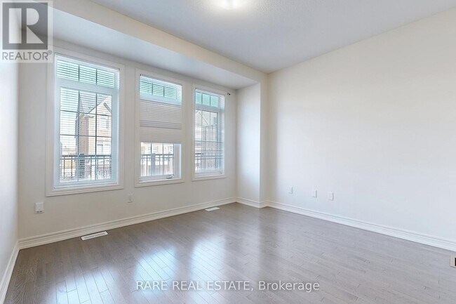Photo - 87 Fruitvale Cir