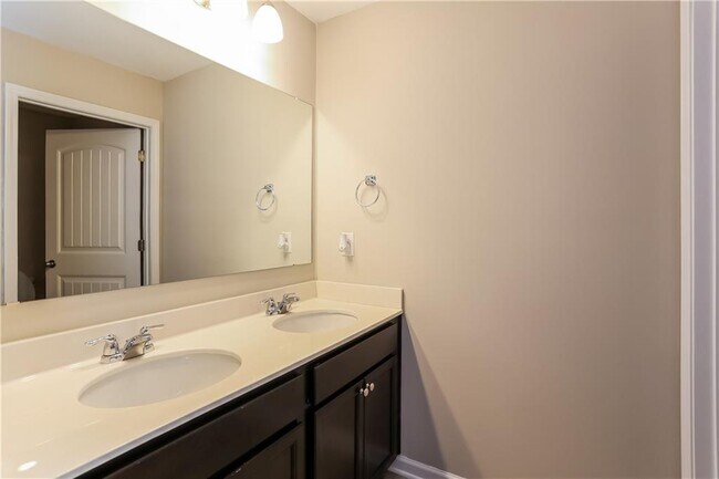 Photo - 143 Cool Creek Ct