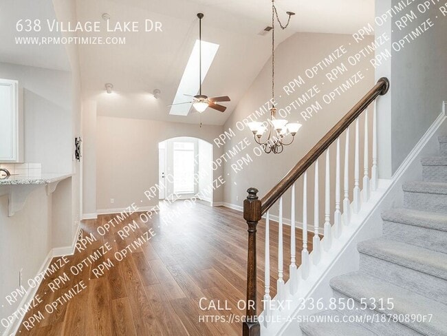 Photo - 638 Village Lake Dr