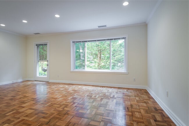 46 Gerry Rd