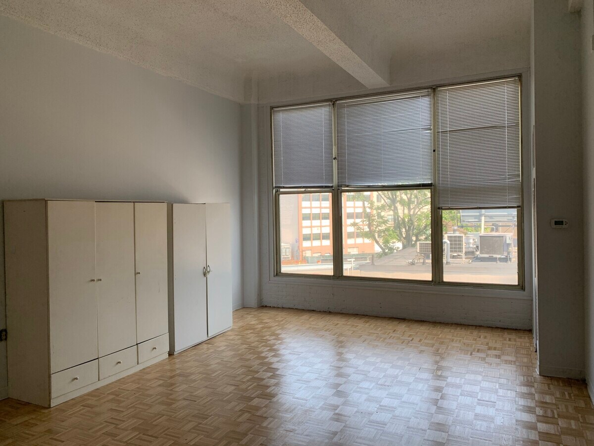 Photo - 55 Brook Ave Unidad #211 Rental