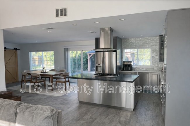 Photo - 1761 Klamath River Dr