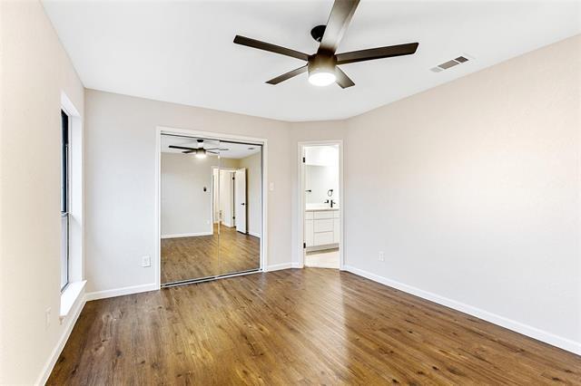 Photo - 924 Simon Dr