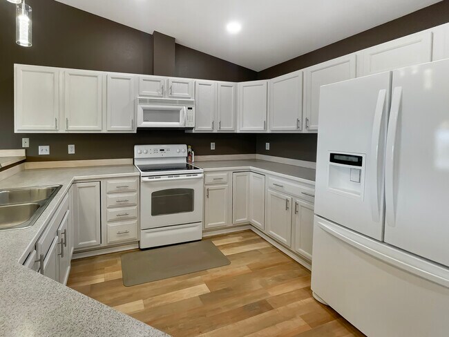 Photo - 10506 Ridge Park Dr