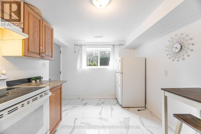 Photo - 406 Tamarack Dr