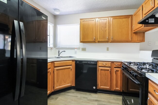 Photo - 635 Las Brisas Dr