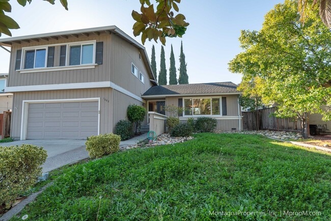 Photo - Spacious custom 4 bedroom home with pool and 2 car garage!