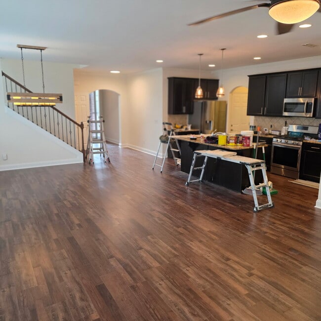 Photo - 466 Carriage House Ln