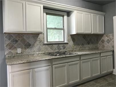 Photo - 3061 NE 16th St