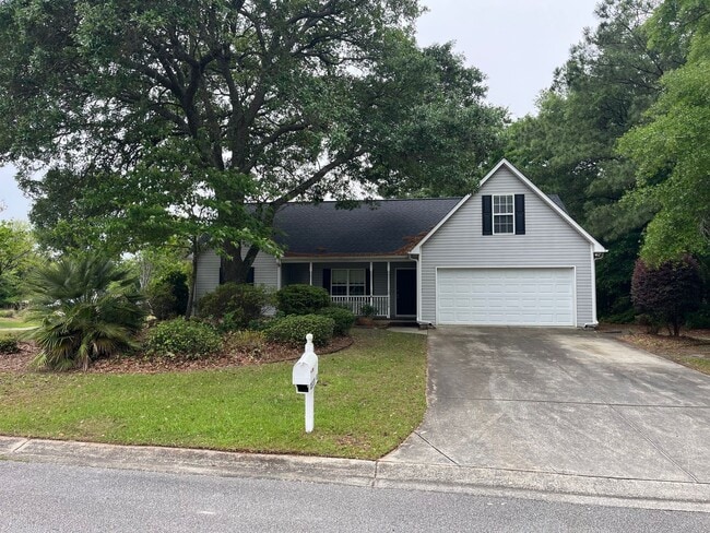 Building Photo - Nice House, Great neighborhood