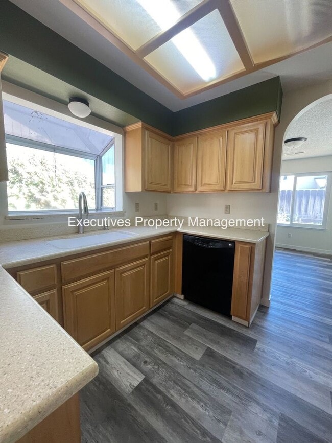 Photo - 3440 Nonpareil Dr
