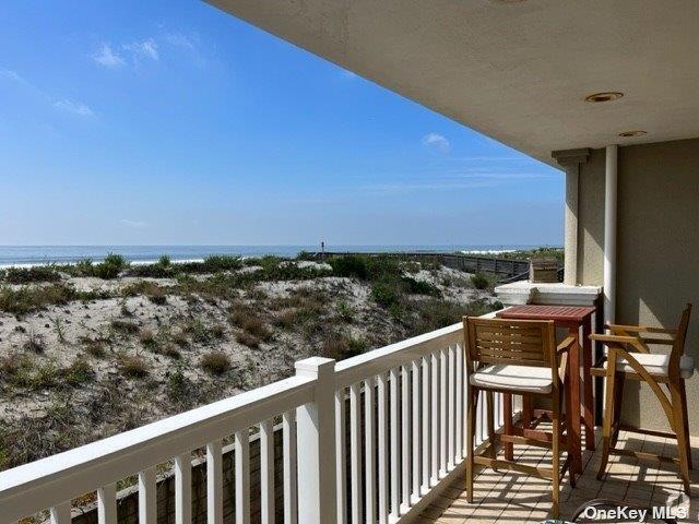 Building Photo - 1051 Oceanfront Rental