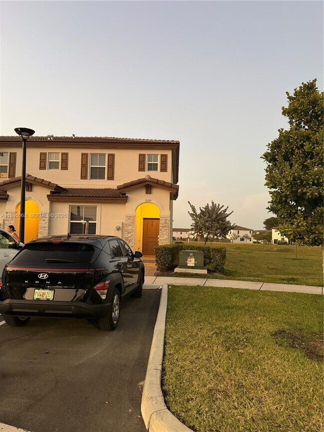 2371 NW 122nd Ter