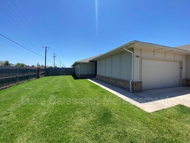 8000 NW 110th Dr