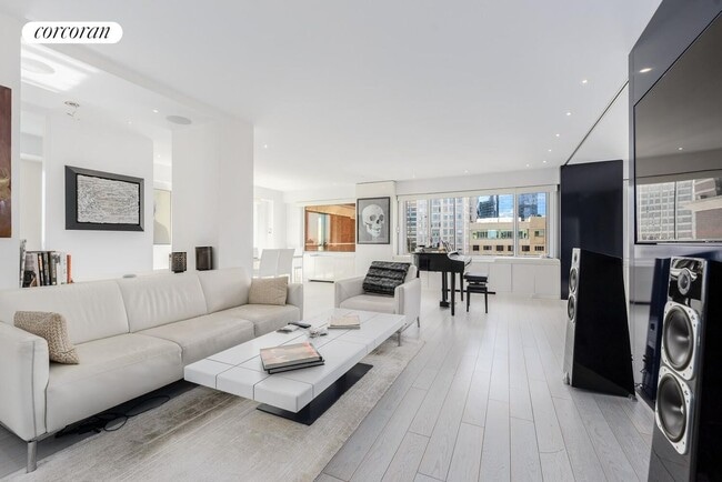 Photo - 20 W 64th St