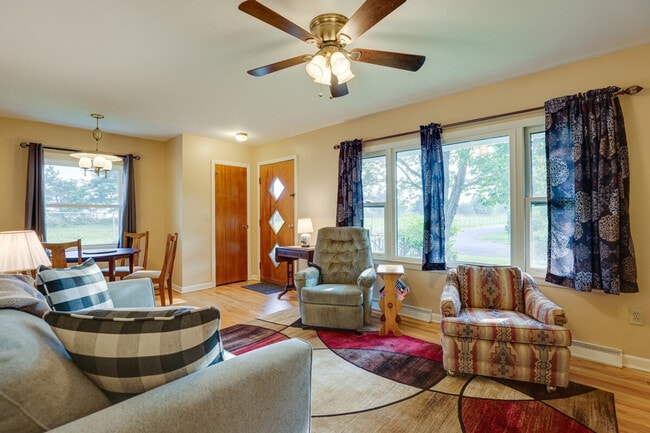 Photo - 2 Deo St Unit ID1299977P