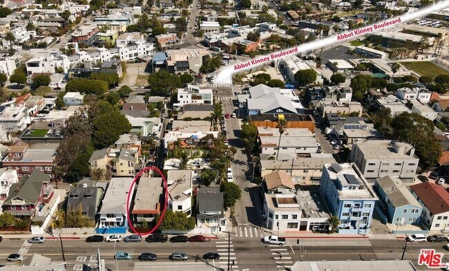 818 Pacific Ave Unidad 2