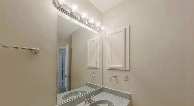 Photo - MOVE IN READY