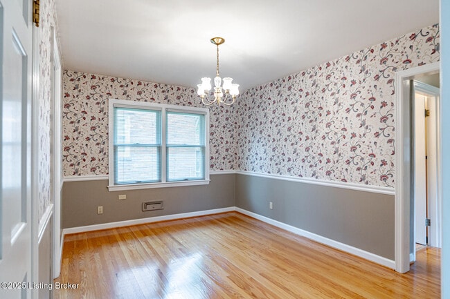 Photo - 4305 Darbrook Rd