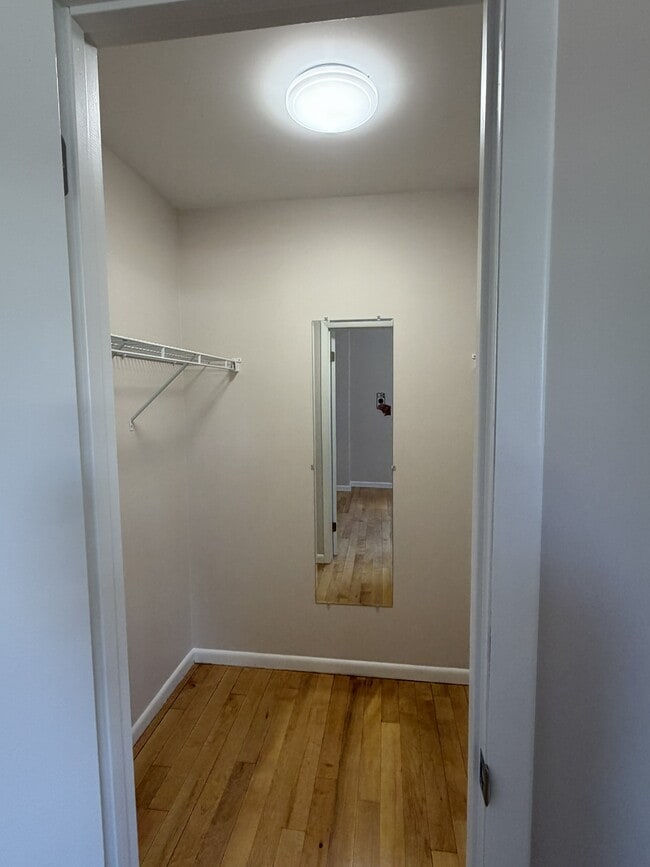 Photo - 203 W Caracas Ave Unit 5