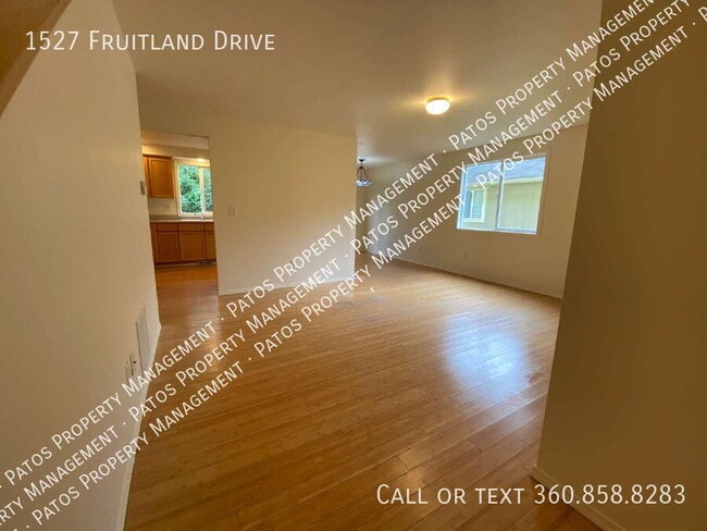 Photo - 1527 Fruitland Dr