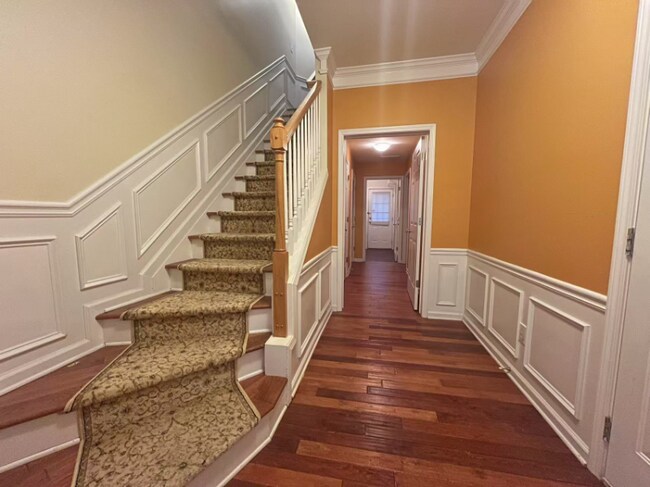 Photo - 3950 Howell Park Rd