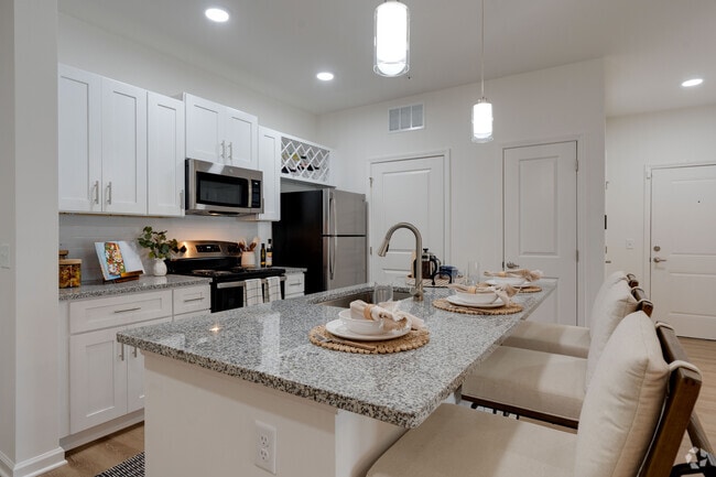 2BR, 2BA - 1,168SF - Kitchen