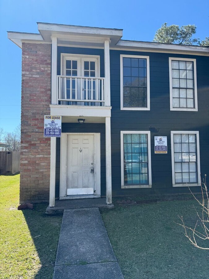 Photo - 1110-1112 Willow Creek Dr Apartment Unit 1112
