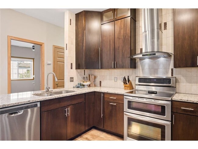 18265 Kerrville Trail