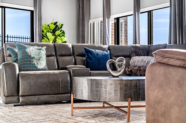 Photo - 275 U.S. 20-SI ID1240408P Unit SI ID1240408P