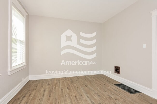 Photo - 4363 Neosho St