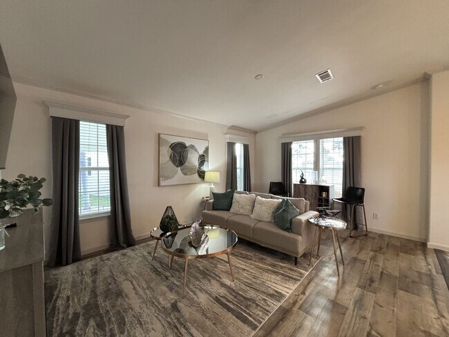 Photo - 4109 74th Pl N