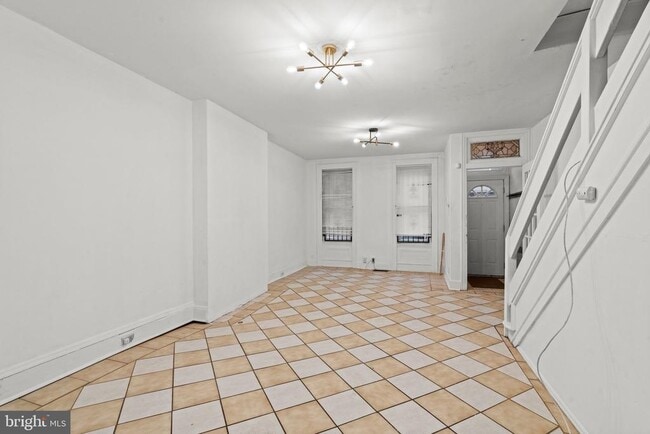 Photo - 1722 Willington St