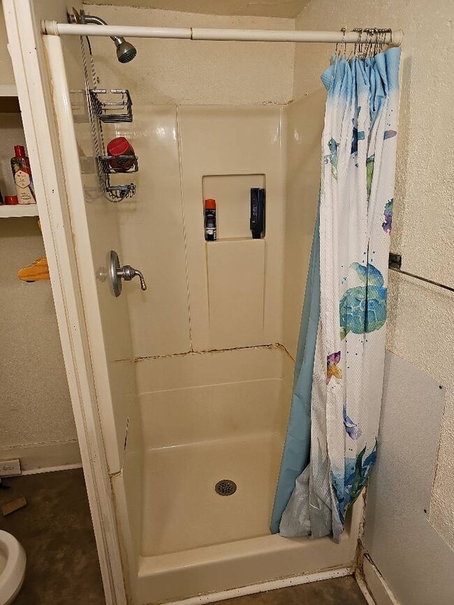 Building Photo - 614 Water St