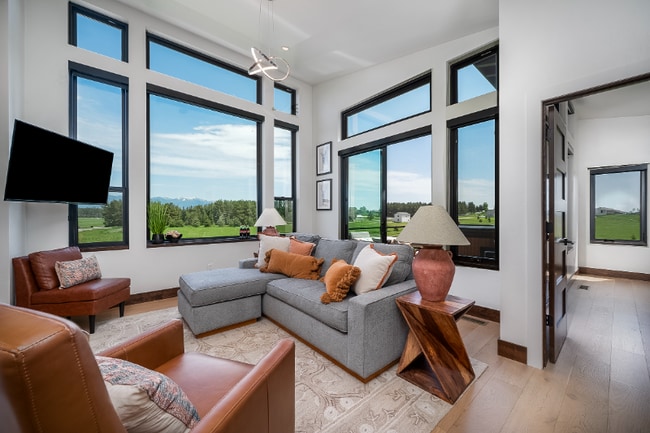 Photo - 2119 Wintercrest Dr