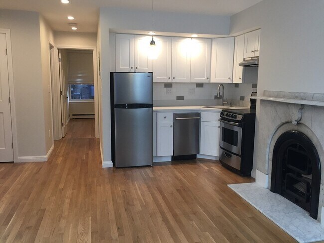 Building Photo - 33 Hanson St Unit 2
