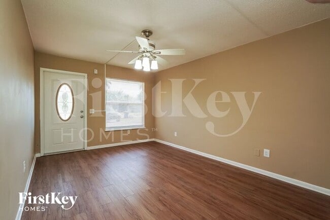 Photo - 67 Victoria Dr