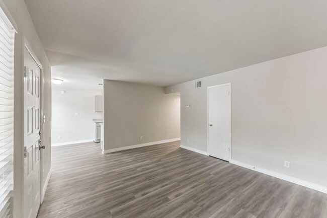 Photo - Vail Apartments