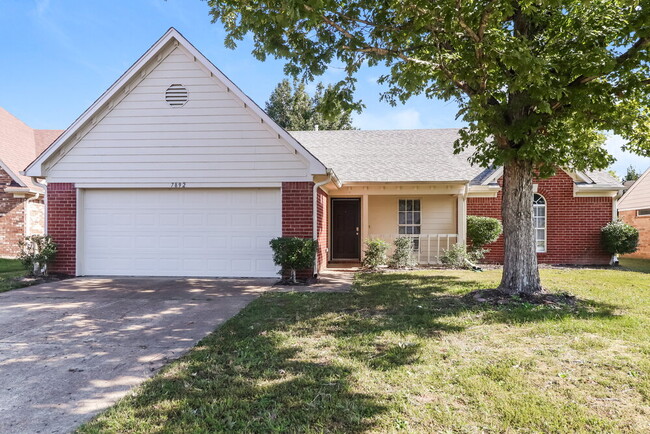 Building Photo - 7892 Jane Ayre Dr