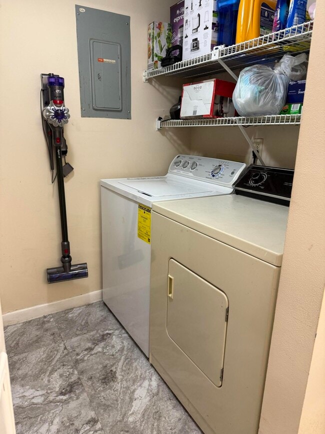 Photo - 329 Knotty Pine Cir Unit A-1