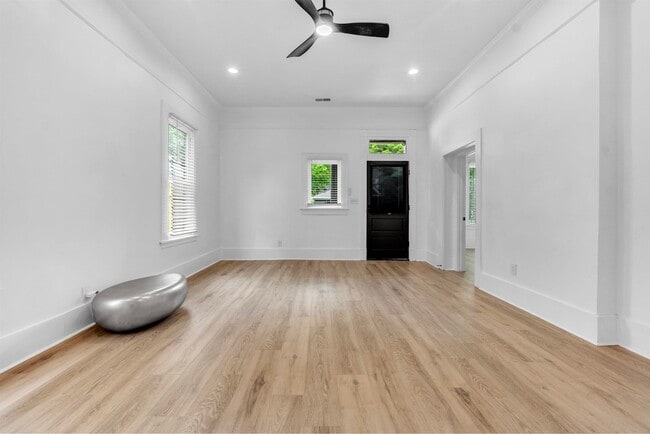 Photo - 1721 Nelson Ave