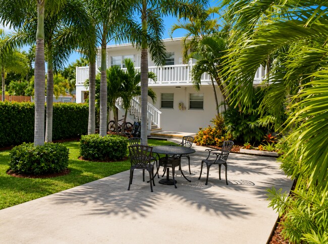 225 Ocean Breeze Lake Worth, FL 33460