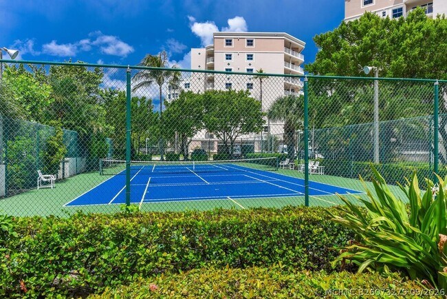 176 Helios Dr Unit 3080