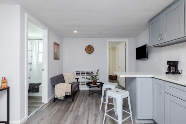 Photo - 2350 Gold Star Hwy Unit 5