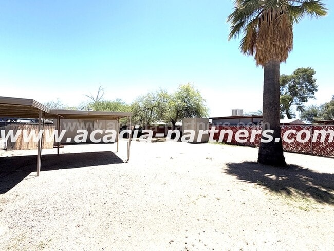 Photo - 2 Bedroom home on a large lot