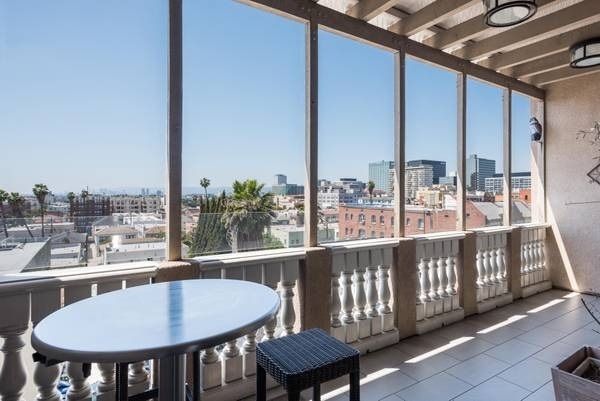 Photo - 844 Fedora St