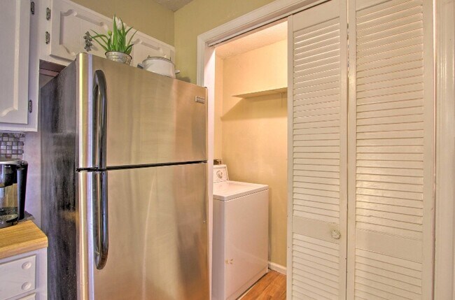 Photo - 510 Trojan Way